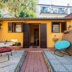San Frediano Cozy Studio With Private Patio Apartment